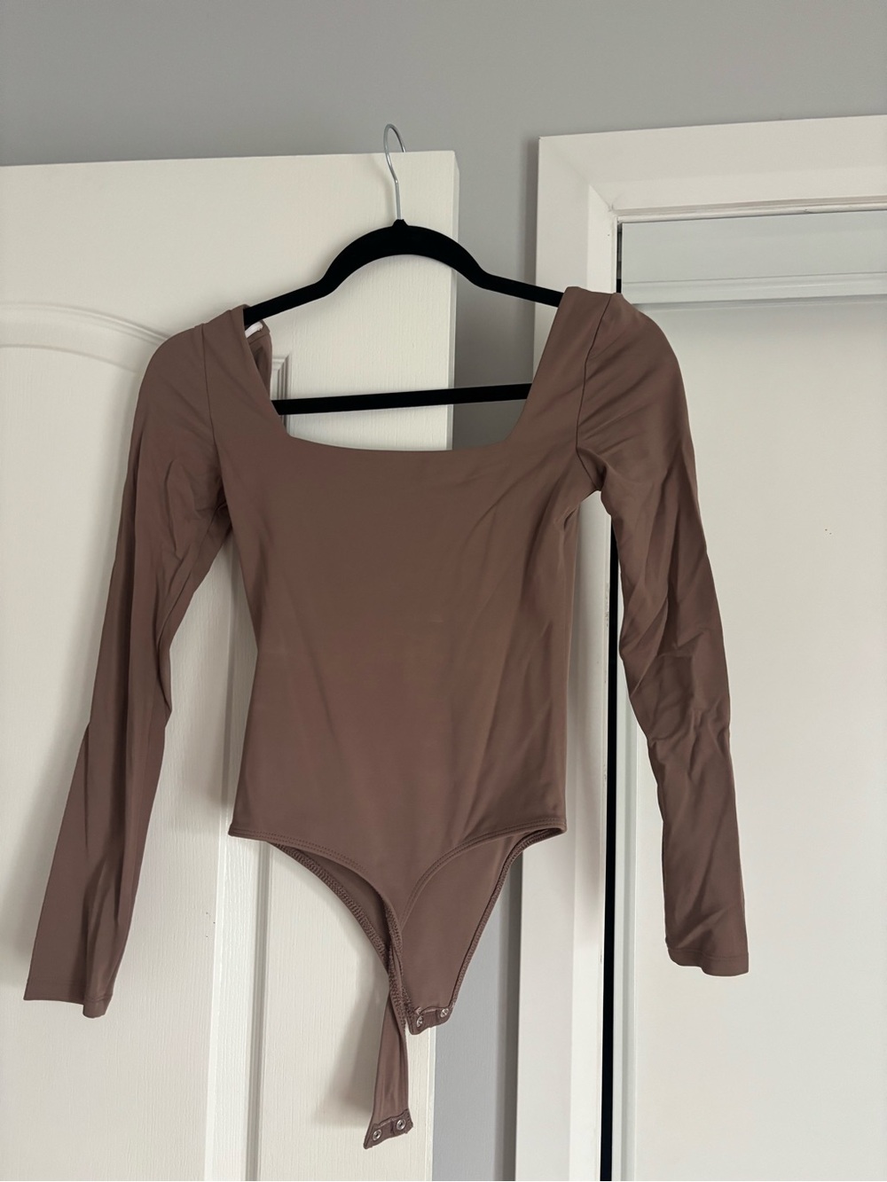 Babaton Square Neck Bodysuit